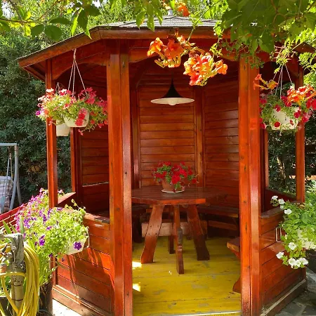 Dalibor Wellness, 2 Jacuzzies, Sauna, Parking, Grill, Observatory, Mediterranean Garden *