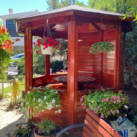 Dalibor Wellness, 2 Jacuzzies, Sauna, Parking, Grill, Observatory, Mediterranean Garden Appartamento