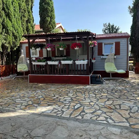 Dalibor Wellness, 2 Jacuzzies, Sauna, Parking, Grill, Observatory, Mediterranean Garden Appartamento Nin