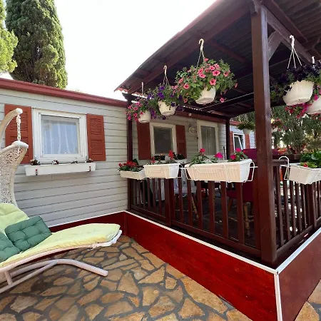 Dalibor Wellness, 2 Jacuzzies, Sauna, Parking, Grill, Observatory, Mediterranean Garden *