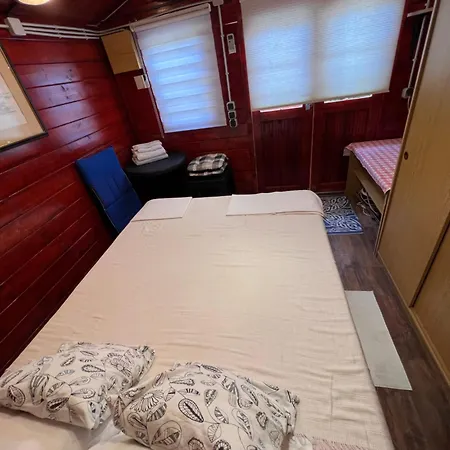 Dalibor Wellness, 2 Jacuzzies, Sauna, Parking, Grill, Observatory, Mediterranean Garden *