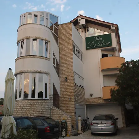 Dalibor Wellness, 2 Jacuzzies, Sauna, Parking, Grill, Observatory, Mediterranean Garden