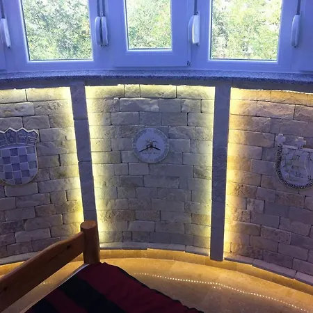 Apartament And Dalibor Nin