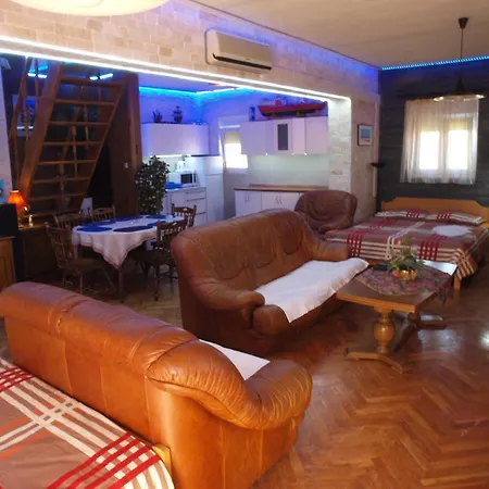 Apartment And Dalibor *