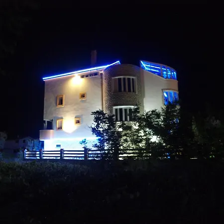 And Dalibor Διαμέρισμα