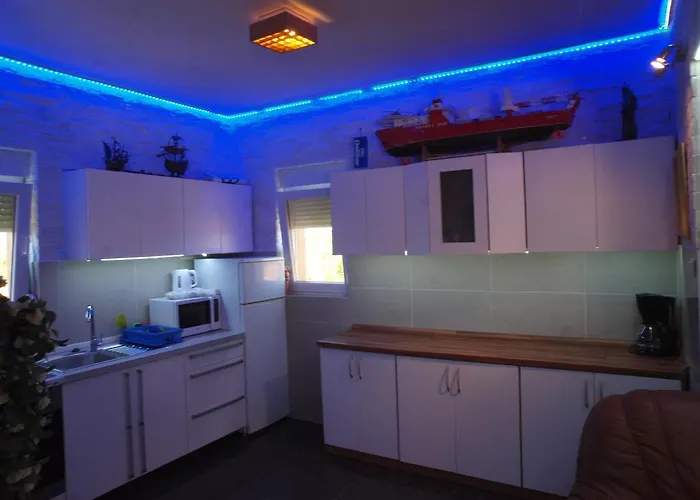 And Dalibor דירה *